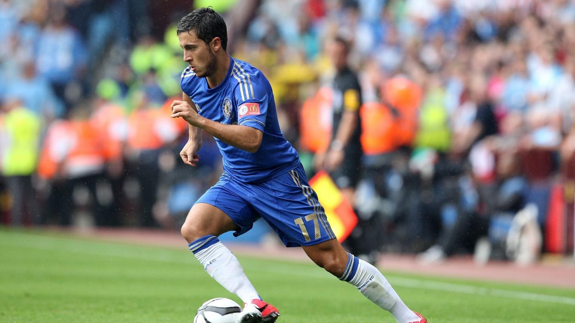 Uzi回归赛场，高光表现首场状态亮眼，皇家马德里观众沸腾！